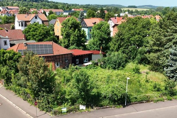 Wymarzona działka budowlana w Waltershausen – sielska, przestronna i w pełni uzbrojona