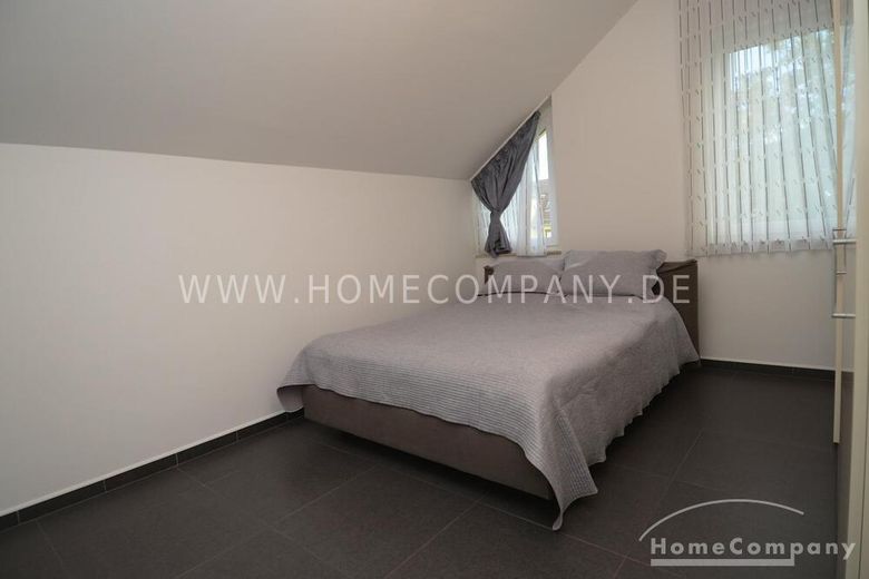 Großes Haus in Rudow nähe BER mit 4 Schlafzimmern – 1f773a5be0981712fece7602f27c1875b1f27dec.jpg
