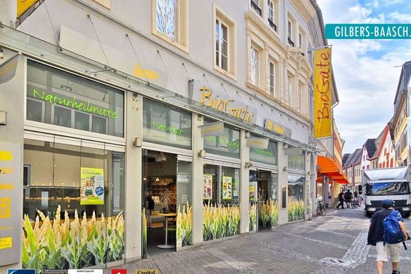 Duża jednostka handlowo-usługowa o pow. ok. 931m² w trierowskiej strefie pieszej