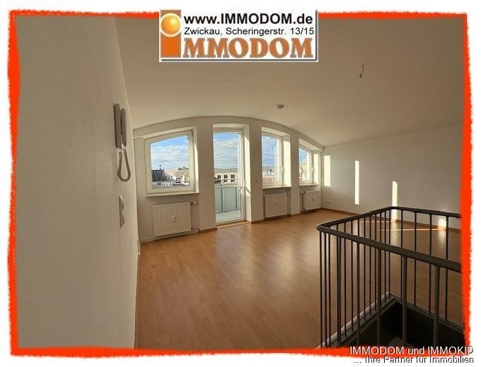 2-Zimmer-Dachgeschoss-Maisonetten-Wohnung mit BALKON und EINBAUKÜCHE mitten im Herzen von Zwickau – Wohnen