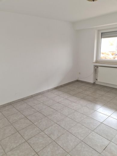 Sehr schön geschnittene 3,5-Zimmer-Erdgeschosswohnung in Sinntal. – Foto 13