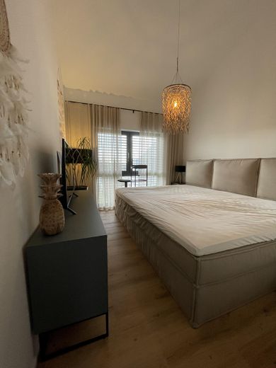 9 Eltern Schlafzimmer OG