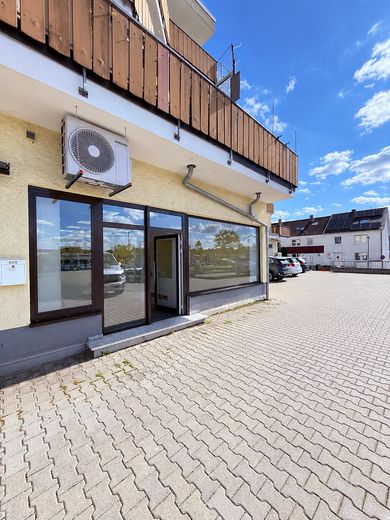 Superficie commerciale multifunzionale – Foto 1