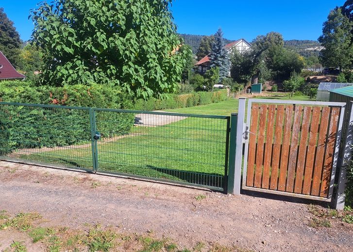 Beautiful garden plot with tiny house – Foto 1
