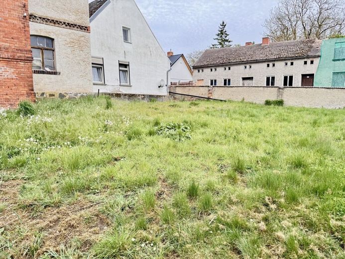 HORN IMMOBILIEN ++ Ein Haus für viele Möglichkeiten in Brüssow bei Löcknitz – Garten