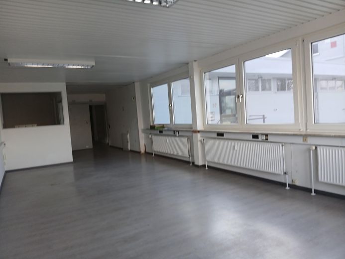 Büro EG
