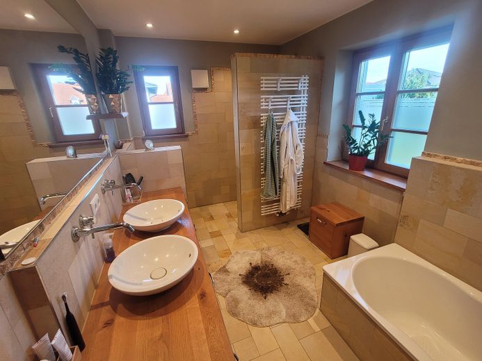 Badezimmer Wanne+Dusche