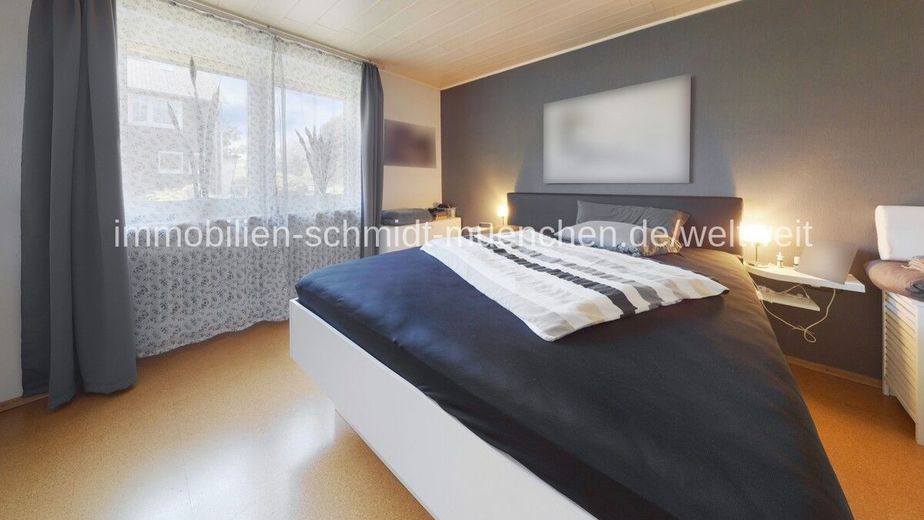 Großzügiges Zweifamilienhaus in Fuldatal - Perfekt für große Familien &amp; Mehrgenerationen – Schlafzimmer_EG