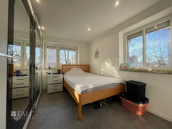 Schlafzimmer 1
