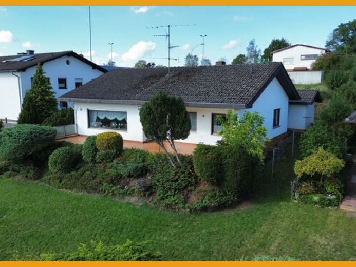 BUNGALOW Z WIDOKIEM NA LAS NA OBRZEŻACH MIEJSCOWOŚCI!
BRAK PROWIZJI DLA KUPUJĄCEGO! – Zdjęcie 1