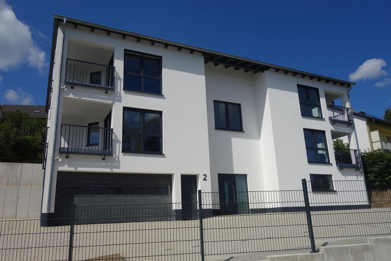 Moderne Neubau-Wohnung mit Einbauküche, Loggia + Terrasse! – Foto 6
