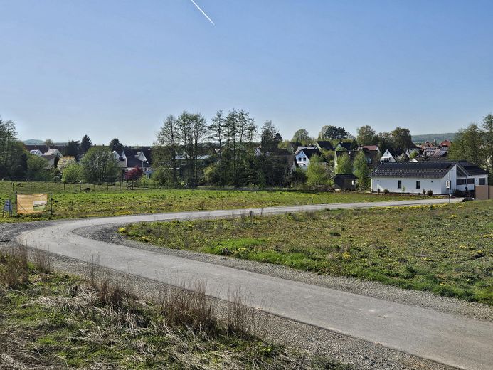 Baugrundstücke im Neubaugebiet Offenbergblick! Keine Provision! Kein Bauzwang! – Blick nach Westen
