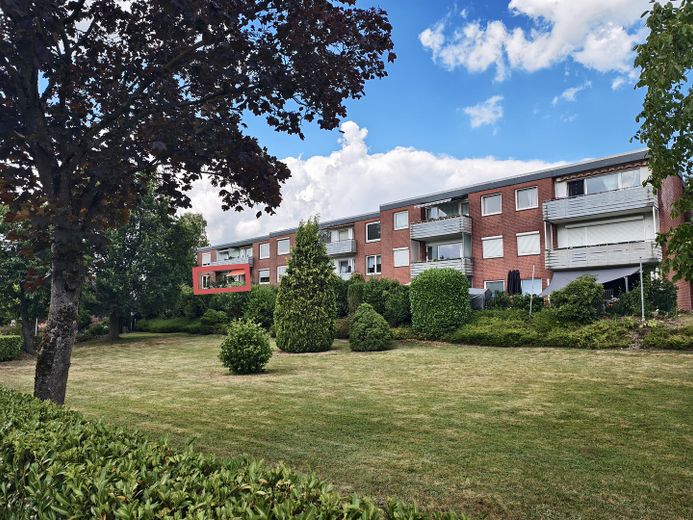 3 Zimmer-Wohnung mit Südwest-Balkon in ruhiger Lage – Außenansicht