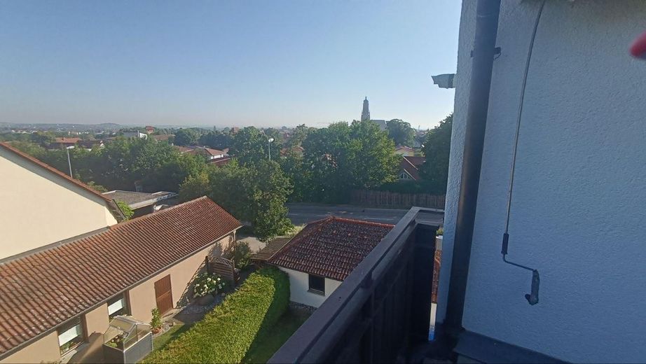 Modern renovierte 3,5-Zimmer-Maisonette mit großem Hobbyraum und Balkon – Foto 6