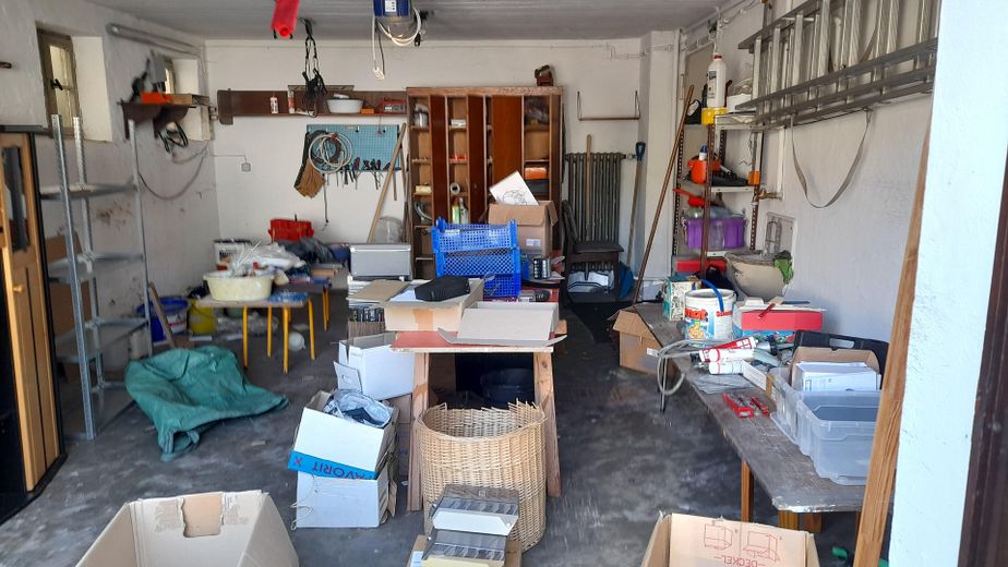 बगीचे सहित एकल-परिवार का घर – Garage, beheizt, Hauszugang 