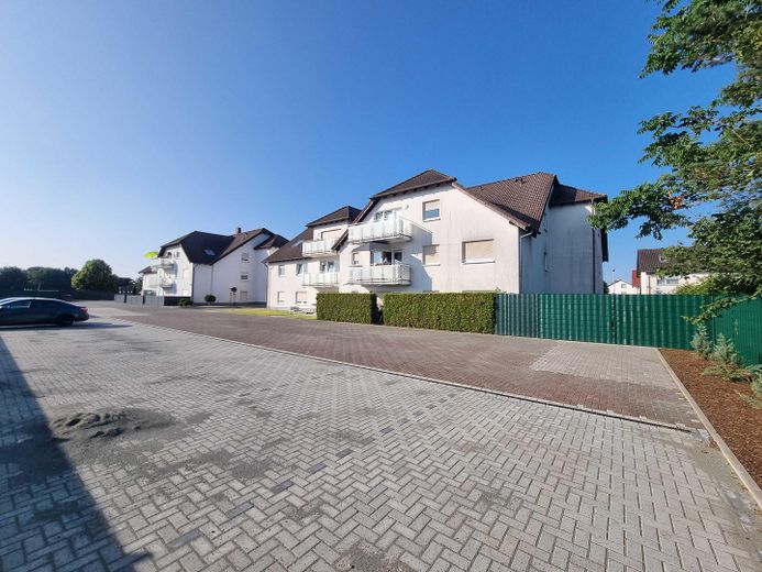 Ramstein | 27 viviendas | TOTALMENTE ALQUILADO | 437.064 € de alquiler neto anual | 6,33 % DE RENTABILIDAD BRUTA | FACTOR 15,79 – Außenansicht Seufzerweg 2-4