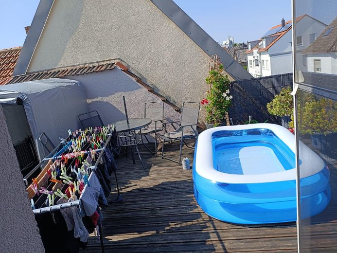 3-kamerappartement met groot dakterras in Budenheim – Foto 1