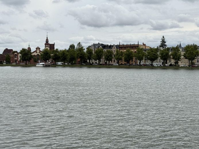 Licht, Wasser, Altbau – Traumwohnung in Schwerins Bestlage am Pfaffenteich – Foto 24
