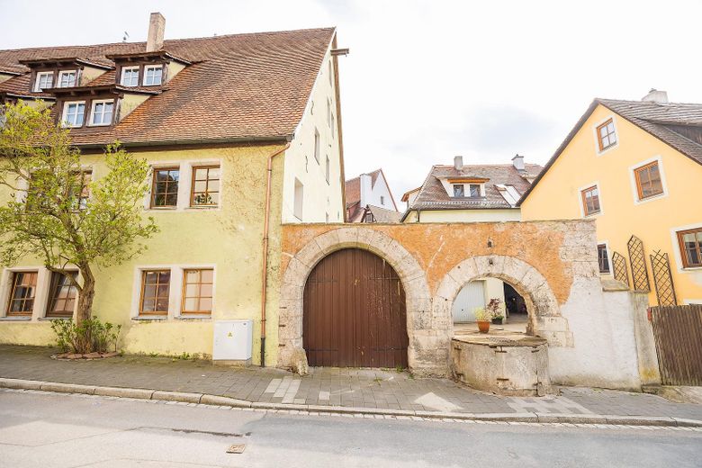 * ¡Joyita de edificio multifamiliar en el casco antiguo de Rothenburg o.d. Tauber!* ¡Sin comisión! * – Foto 21