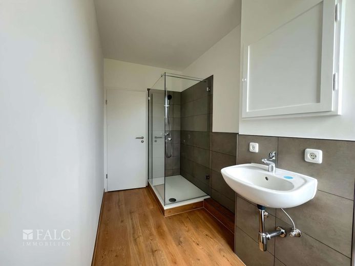 ***Moderne 1-Zimmer-Wohnung in ruhiger Lage - ideal für Eigennutzer oder Kapitalanleger*** – Badezimmer