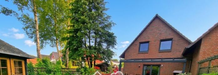 DA PRIVATO: Casa adatta alle famiglie a Bordesholm (bifamiliare)