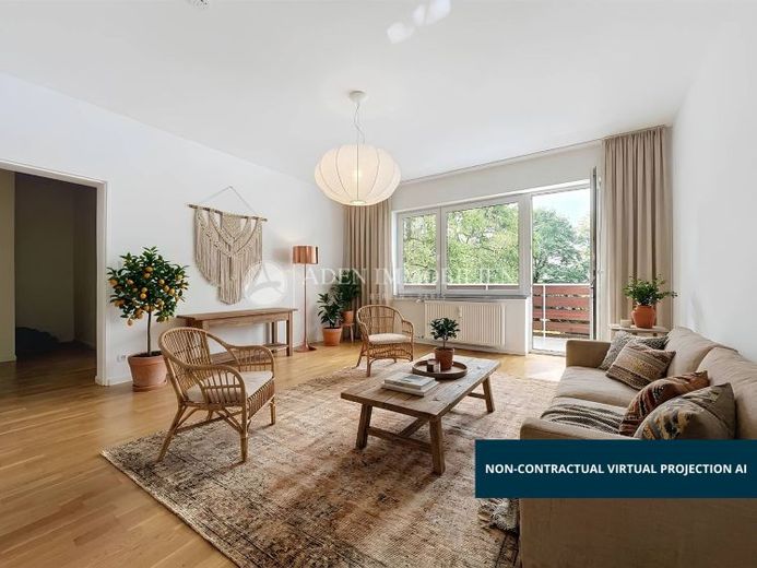 Gerenoveerd 2,5-kamerappartement met balkon op het zuiden van 6 m² & parkeerplaats! – Foto 1