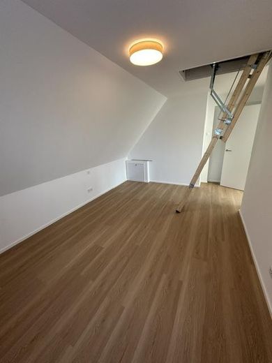 Neubau - Erstbezug - Maisonette - 3 ZW inkl. EBK, Balkon, Stellplatz, Keller, ca. 69m² Wfl. – Aufgang Dachspeicher SZ 2
