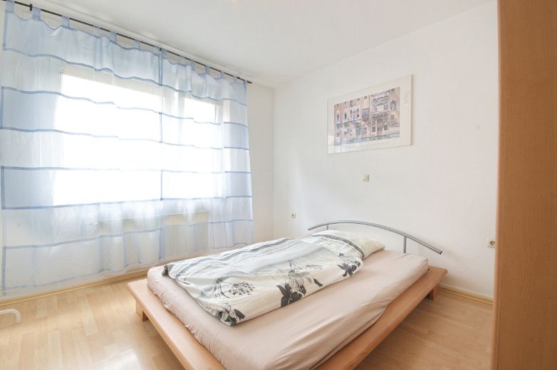 Modern eingerichtete Wohnung im beliebten Rüttenscheid mit Internetzugang, ruhige Seitenstraße der RÜ – c8b2a6a3118140112275ef88215a0878ad0d474b.jpg