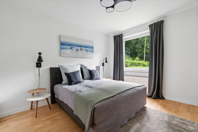 Maisonette-Gartenwohnung Blankenese – 50 m zum Elbstrand, Garten & Garage, 92+70 m² – Foto 5