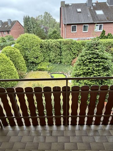 Casa a schiera di testa tranquilla e centrale a Norderstedt vicino ad Amburgo – Garten aus 1. OG