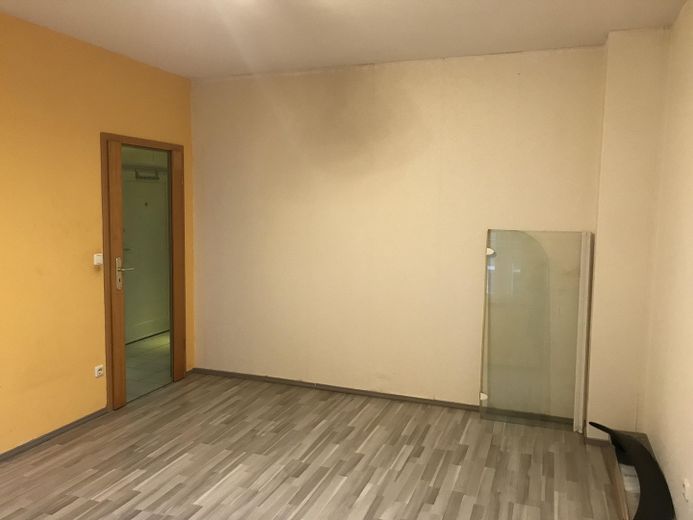 Top renovierte helle 2 ZW , ab 15.10.,  sehr gute Anbindung VGN – Foto 7
