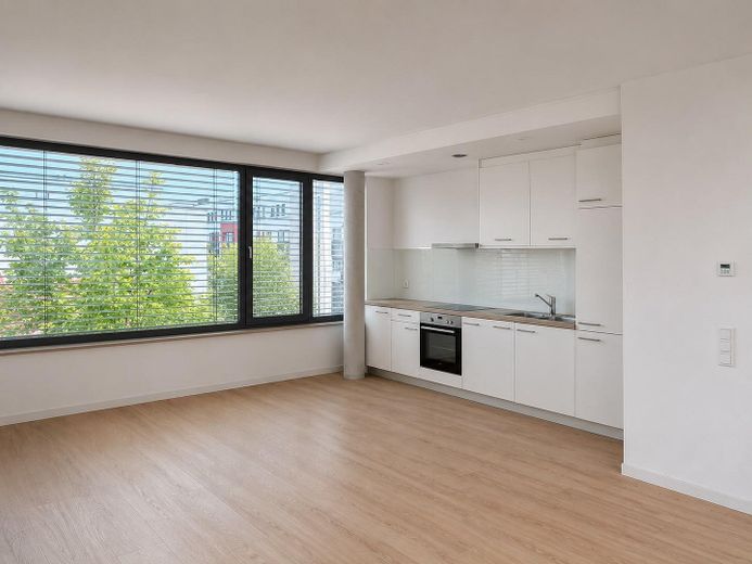 Appartement moderne de 2 pièces avec cuisine équipée – KI-Bild Wohn/Esszimmer