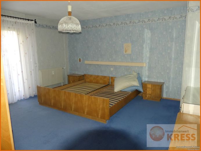 2 Familienwohnhaus mit 3 Wohneinheiten, 3 Garagenstellplätzen, Balkon &amp; Terrasse/Wintergarten – Bild 16