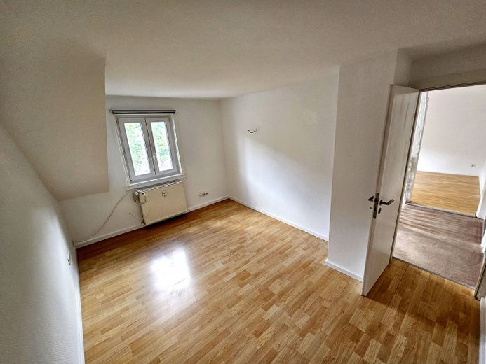 Apartamento dúplex de 4,5 habitaciones en el Kurpark de Schlangenbad – Zimmer 1, 1. Stock