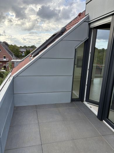 Exklusive 4-Zimmer-Wohnung mit großem Balkon – Foto 6