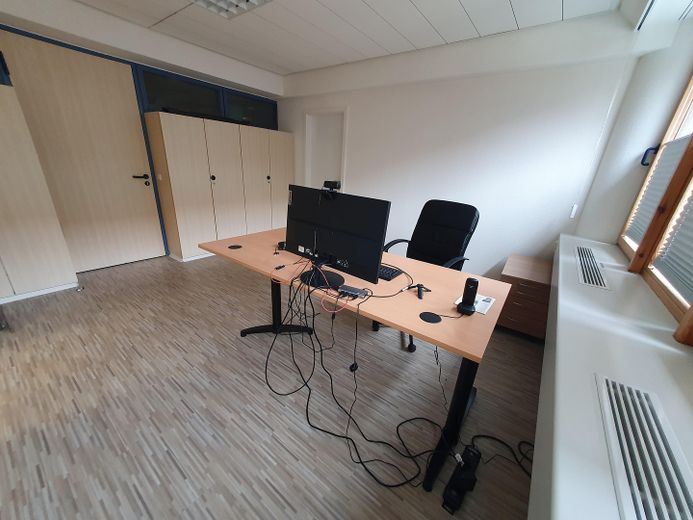 Neu möblierte Bürofläche im Veranstaltungszentrum Kiel zu vermieten – Büro