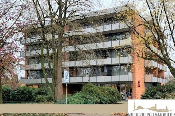 Metzkausen'de havuzlu, seçkin bir konut sitesinde 148 m² toplam alana sahip 2,5 odalı daire!