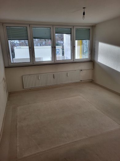 Attraktive 2,5 Zimmer Wohnung im 1.Stock mit Einzelgarage in der Tiefgarage – Schlafzimmer