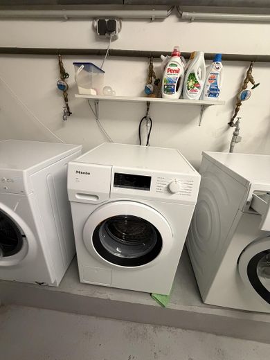 Waschkeller/großer Raum