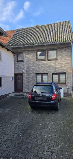 Reihenendhaus mit Garten & Terrasse – Foto 2