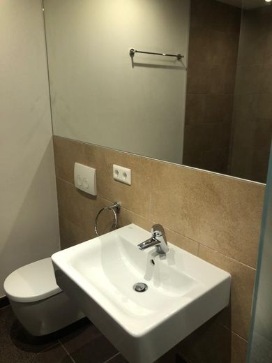 Großes Apartment, Möbiliert, im Zentrum Münchens ab 01.08.26 zu vermieten – Foto 4