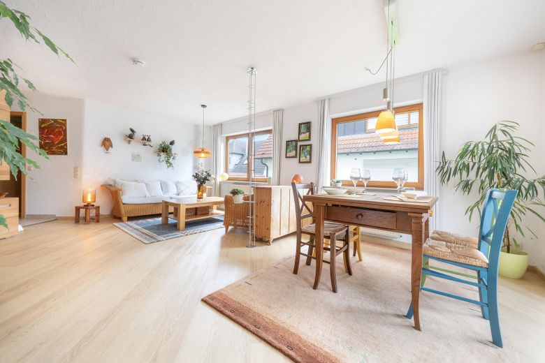 3,5-Zimmer-Wohnung mit großer Sonnenterrasse + Garten – Foto 9