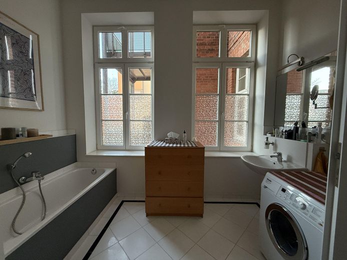 Licht, Wasser, Altbau – Traumwohnung in Schwerins Bestlage am Pfaffenteich – Foto 17