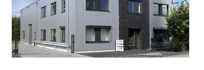 520 m² Gewerbeeinheit: Büro (160 m²), Produktion (200 m²), erweiterbares Lager (160 m²) – Gebäude von außen