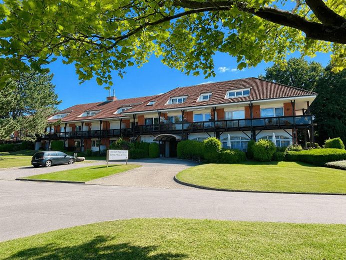 Eigennutzung, Ferienvermietung oder Festvermietung? Kernsanierte ETW mit Pool & Sauna in Grömitz – Foto 1