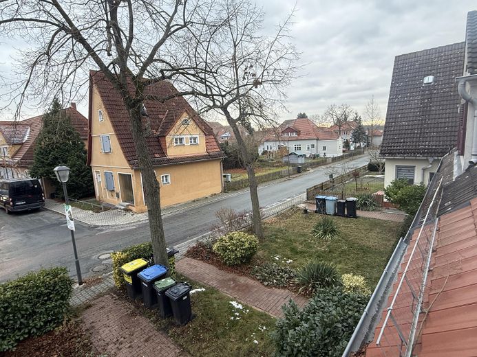 Blick vom OG zur Straße