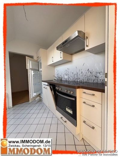 2-Zimmer-Dachgeschoss-Maisonetten-Wohnung mit BALKON und EINBAUKÜCHE mitten im Herzen von Zwickau – Einbauküche
