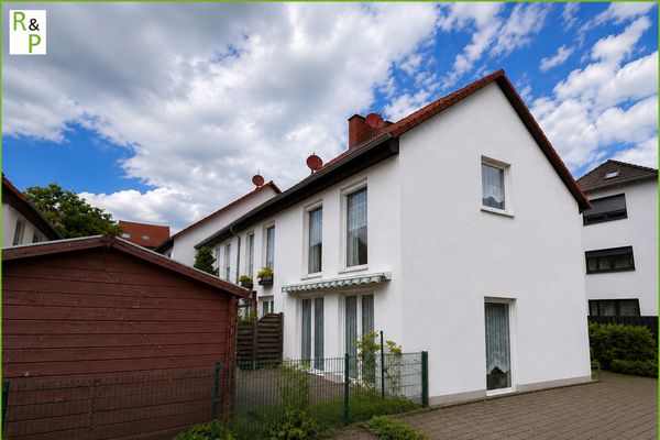 *Reihenendhaus in ruhiger Lage von FFM-Griesheim*