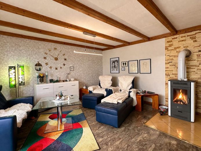 HORN IMMOBILIEN ++ gemütliches Zuhause in Wilsickow bei Pasewalk, ruhige Lage! – Wohnzimmer