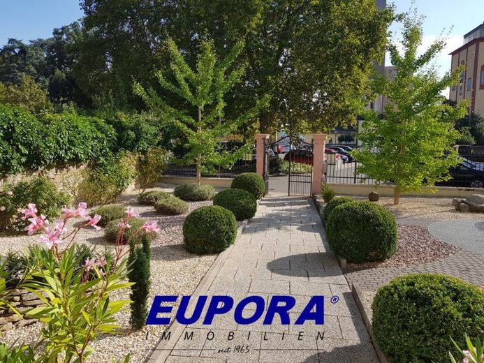 EUPORA® Immobilien: Espacios comerciales en una propiedad histórica en Kirchheimbolanden. – Foto 1